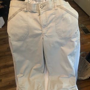 Women’s Capri Size 12 Petite